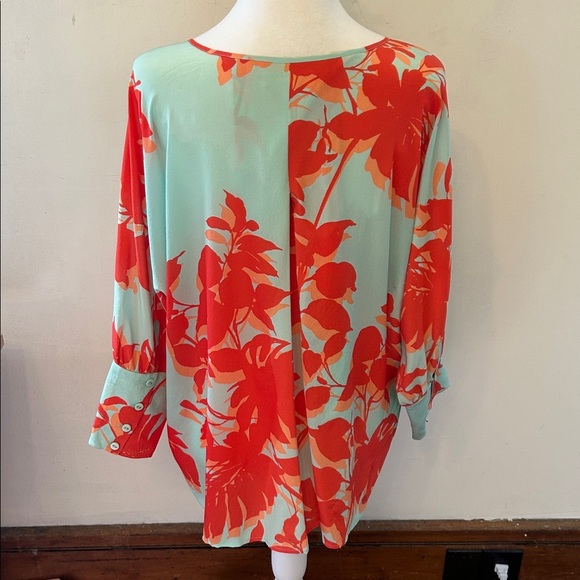 Tyler boe  lime green orange floral batwing silk blouse Size M EUC - Picture 5 of 10